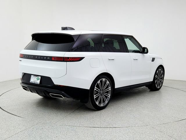 Certified 2025 Land Rover Range Rover Sport SE image 5