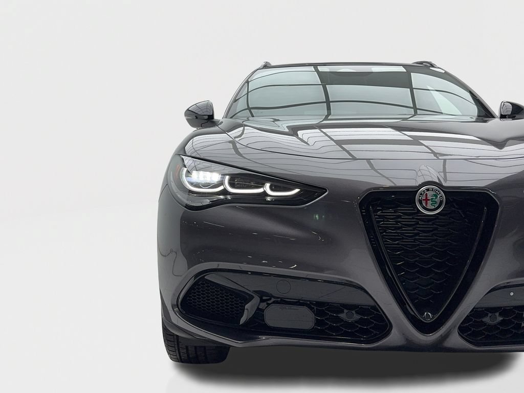 New 2026 Alfa Romeo Stelvio Sprint w/ Convenience Package AWD/4WD image 6