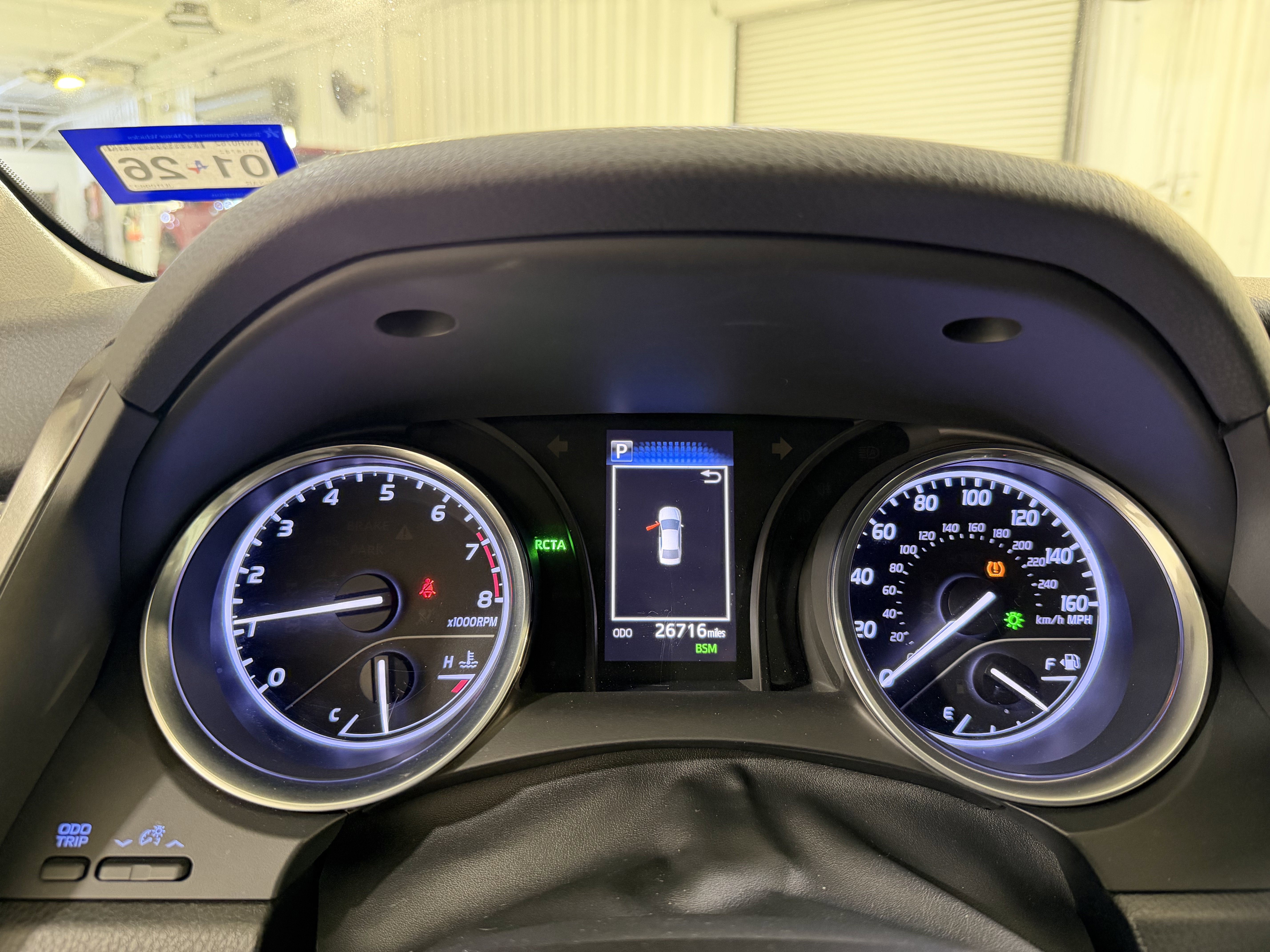 Used 2018 Toyota Camry LE w/ Convenience Package image 16