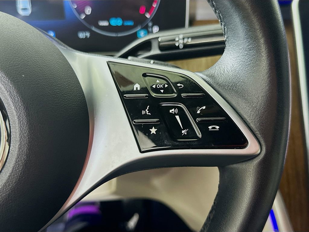 Used 2022 Mercedes-Benz C 300 4MATIC Sedan w/ Pinnacle Trim Package image 23