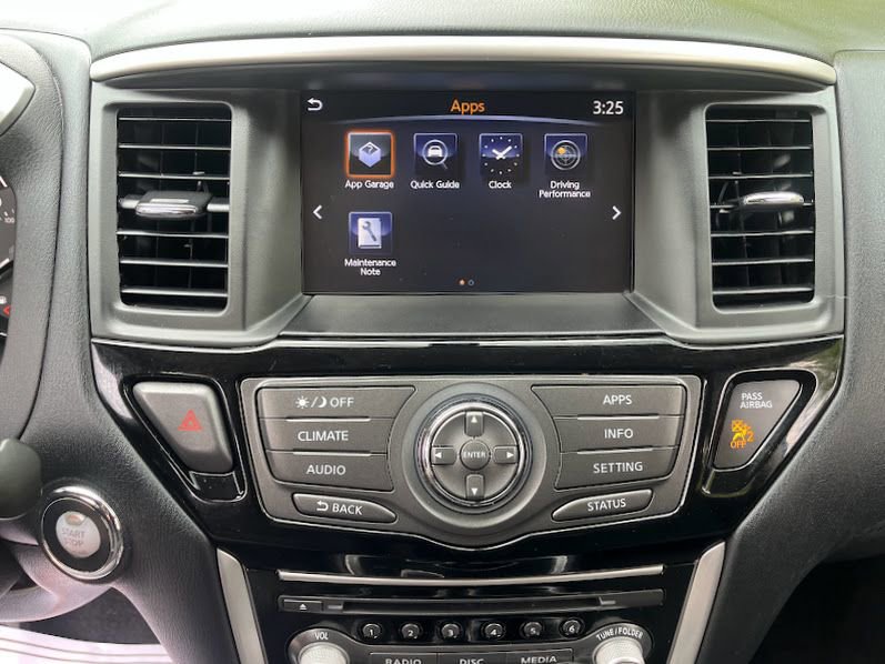Used 2017 Nissan Pathfinder S AWD/4WD image 17