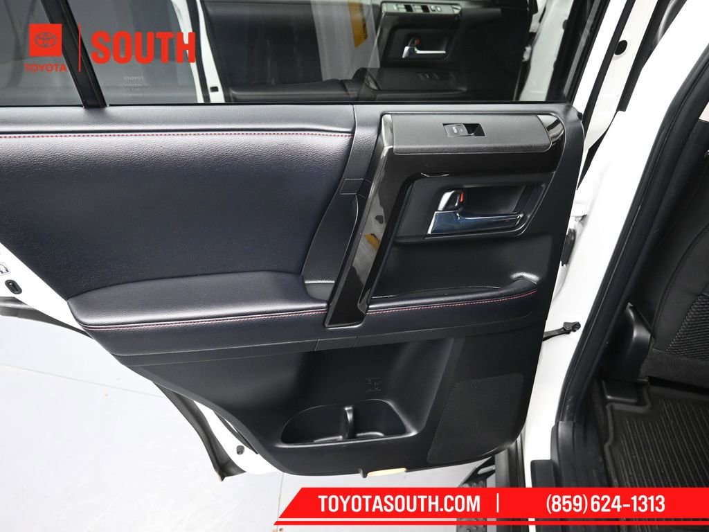 Used 2019 Toyota 4Runner TRD Off-Road Premium image 28