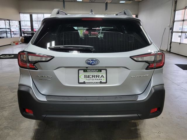 Used 2025 Subaru Outback Premium w/ Popular Package #1A image 7