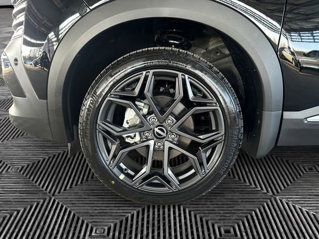 New 2026 Nissan Kicks SR image 14