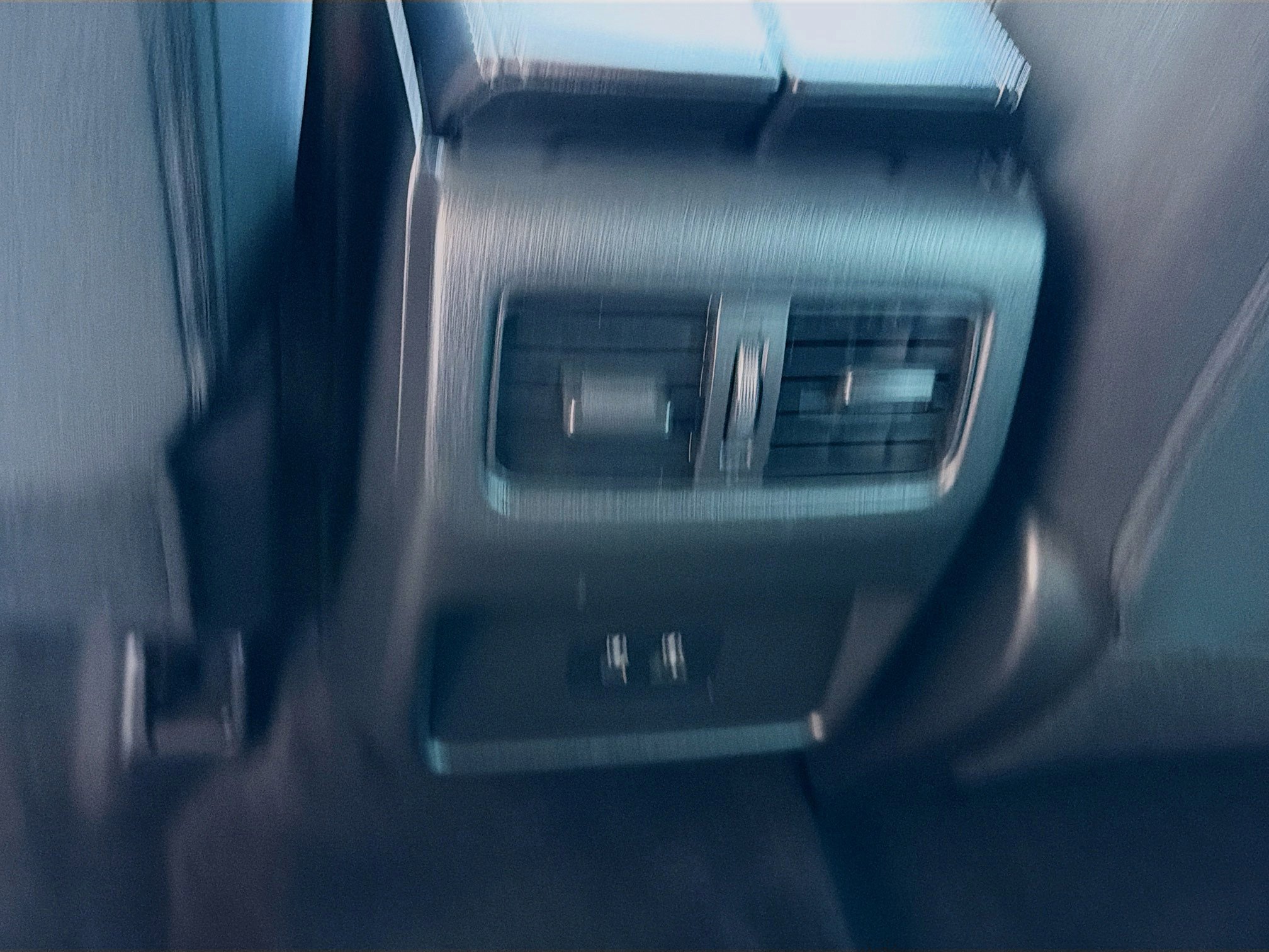 Used 2023 Nissan Rogue SV image 22