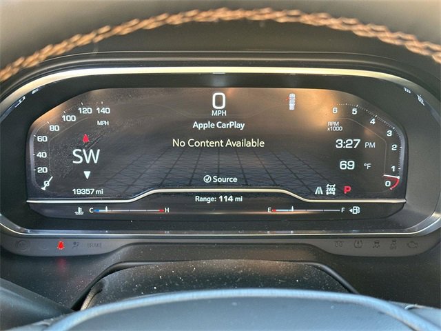 Used 2024 GMC Yukon XL AT4 w/ Technology Package image 10