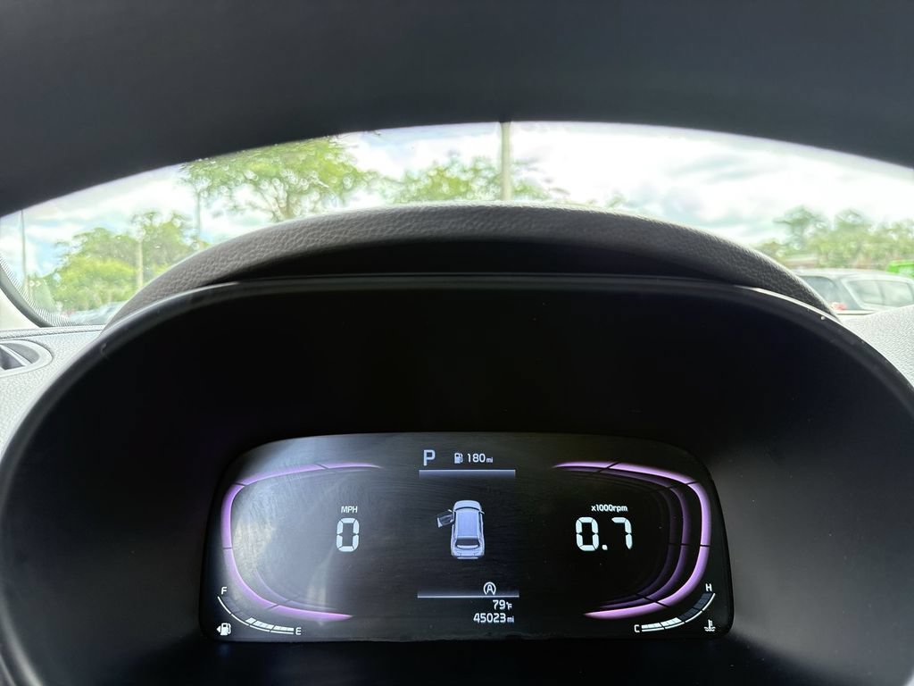 Used 2024 Kia Soul LX w/ Option Group 015 FWD image 18