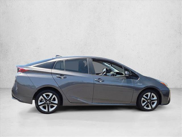 Used 2017 Toyota Prius Four Touring w/ Preferred Accessory Package FWD image 5