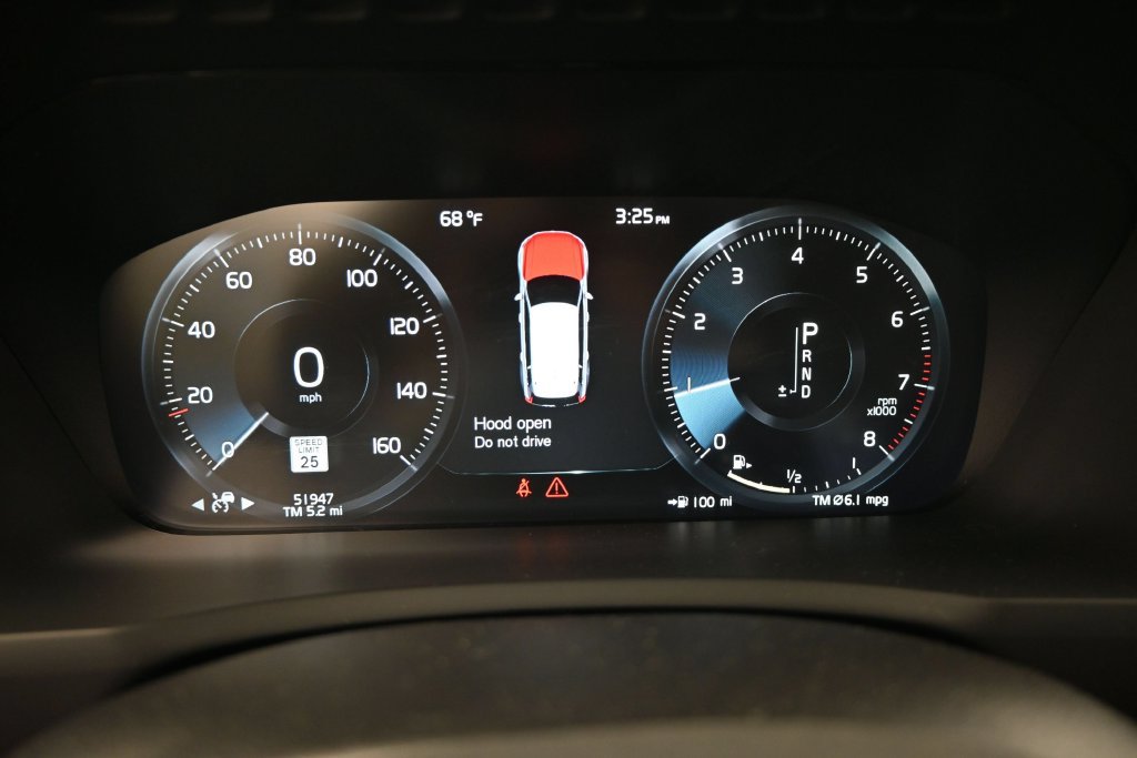 Used 2022 Volvo XC90 T6 Momentum w/ Advanced Package AWD/4WD image 12
