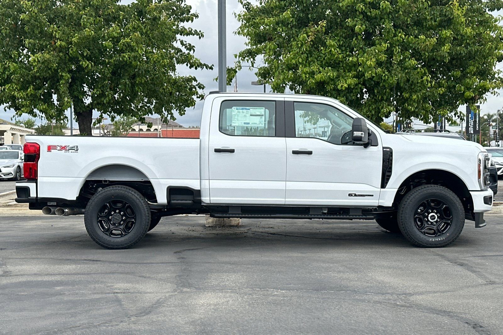 New 2026 Ford F350 4x4 Crew Cab Super Duty image 3