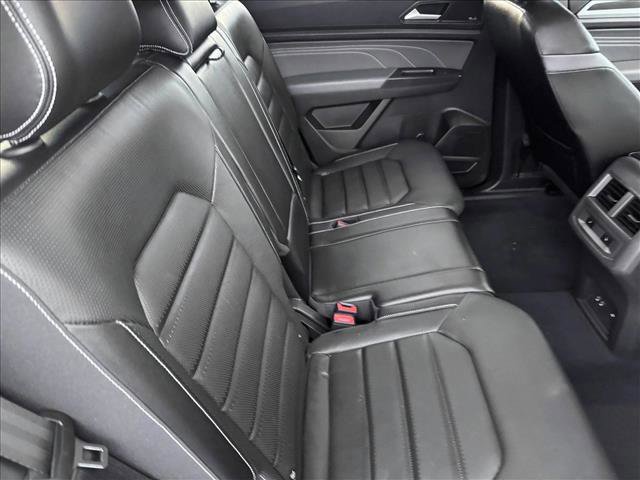 Used 2022 Volkswagen Atlas Cross Sport SEL Premium R-Line image 19