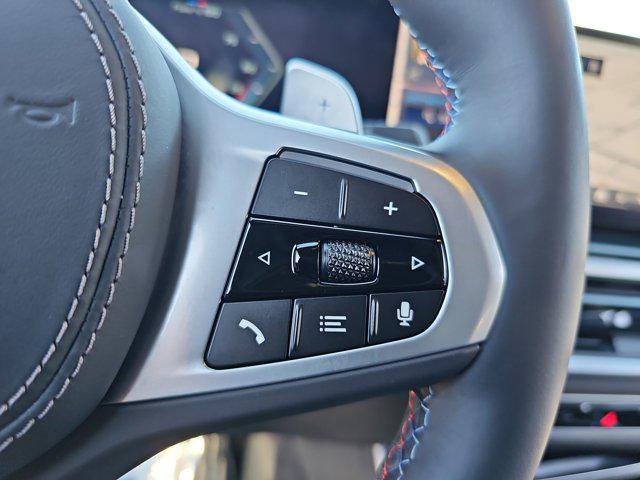 Used 2025 BMW X5 M60i image 19