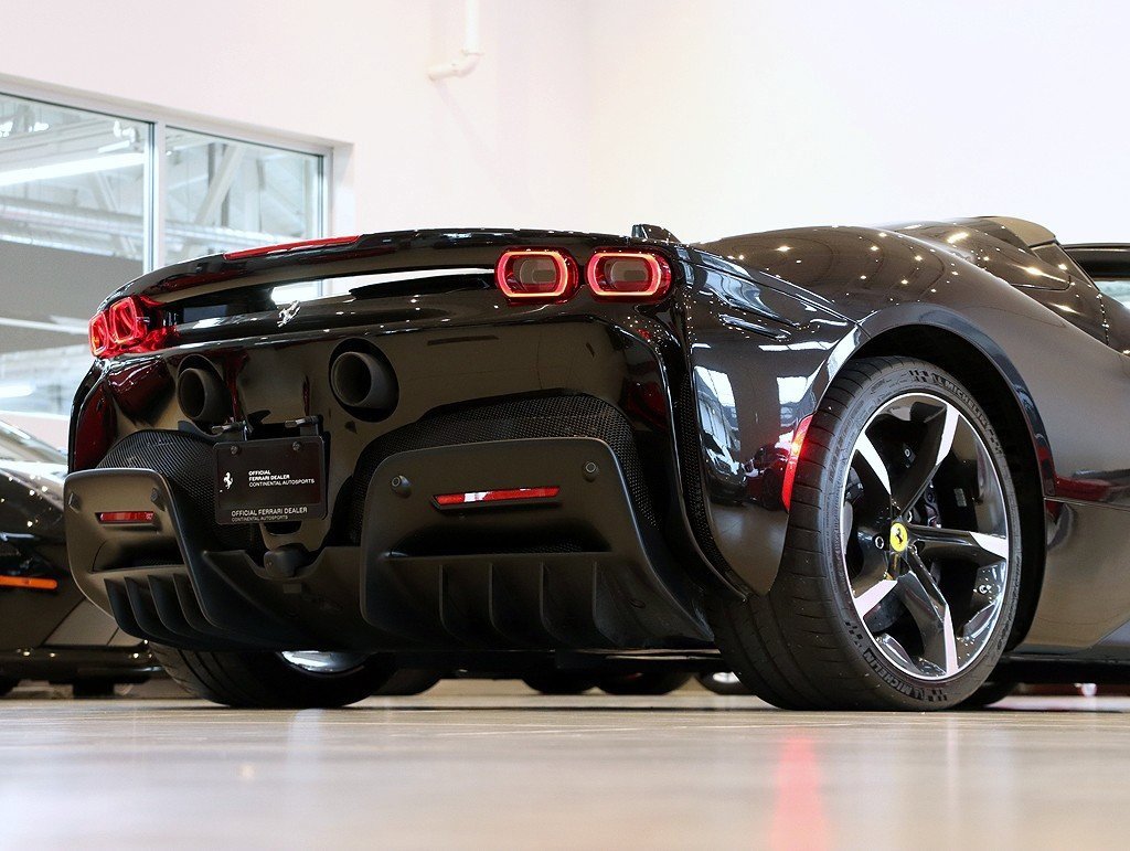 Certified 2022 Ferrari SF90 Spider image 49