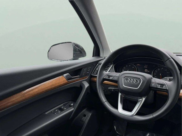 Certified 2023 Audi Q5 2.0T Premium w/ Convenience Package AWD/4WD image 12