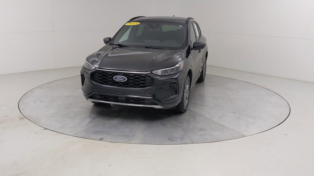 Certified 2023 Ford Escape ST-Line w/ Tech Pack #1 image 8