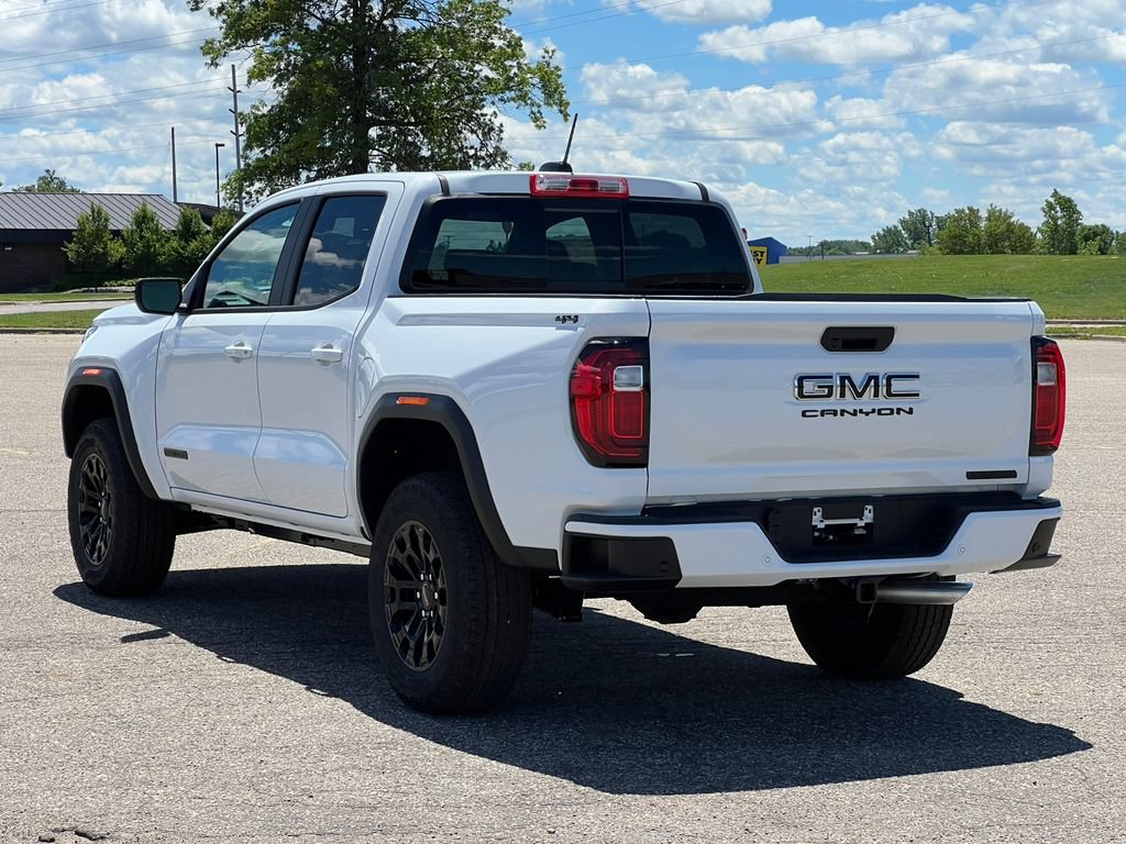 New 2026 GMC Canyon Elevation w/ LPO, Black Badging Package AWD/4WD image 12
