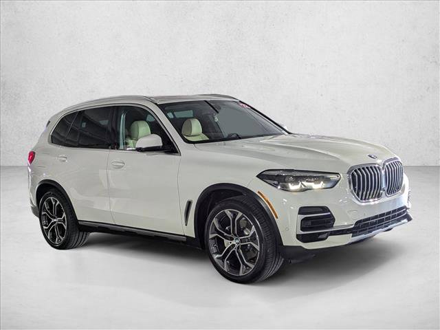 Used 2022 BMW X5 sDrive40i w/ Parking Assistance Package RWD video 3