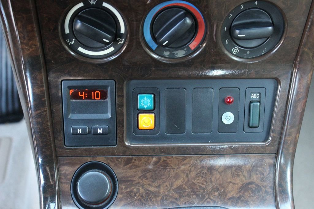 Used 1998 BMW Z3 2.8 RWD image 27