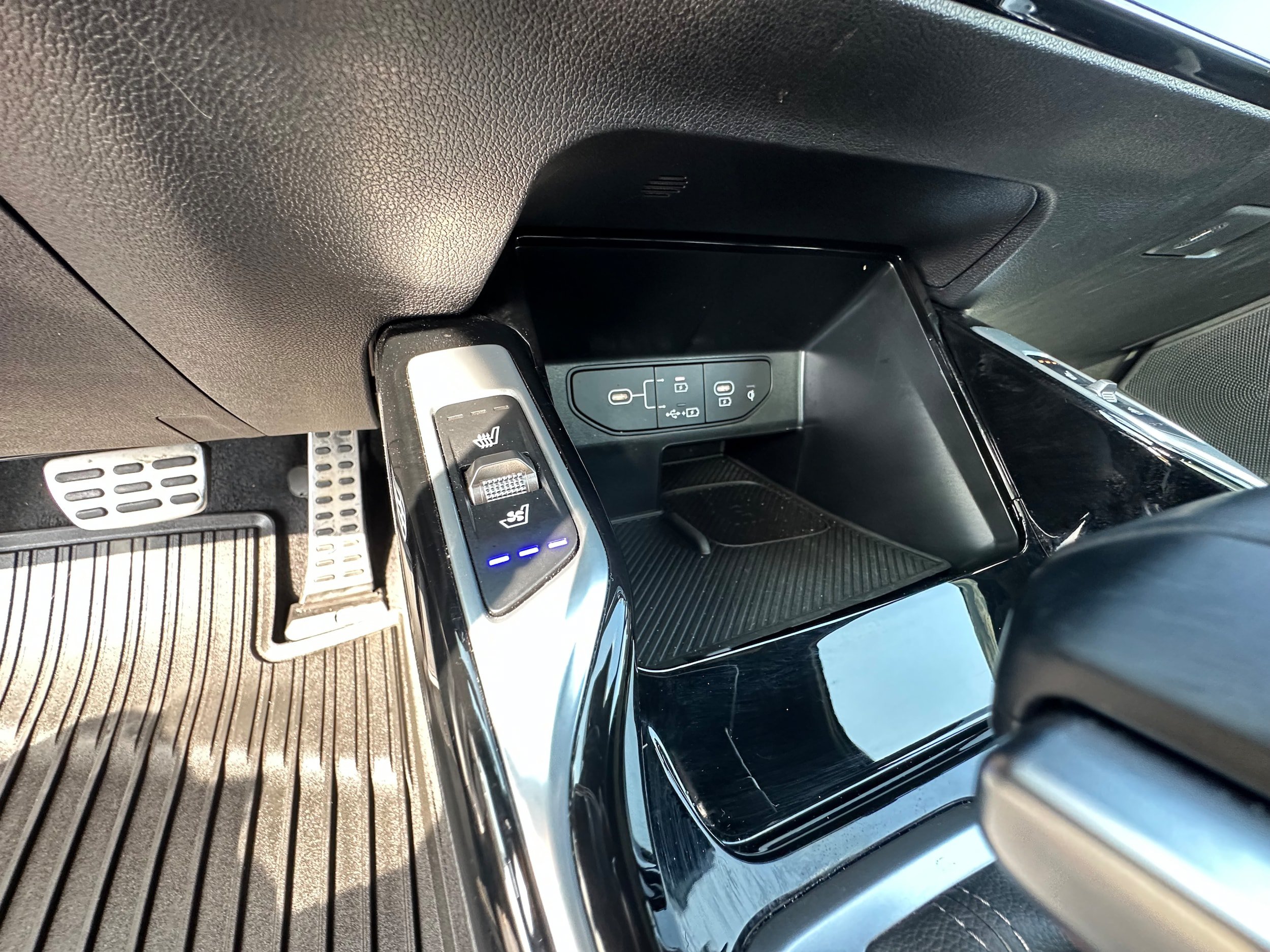 Used 2025 Kia Sorento SX Prestige AWD/4WD image 37