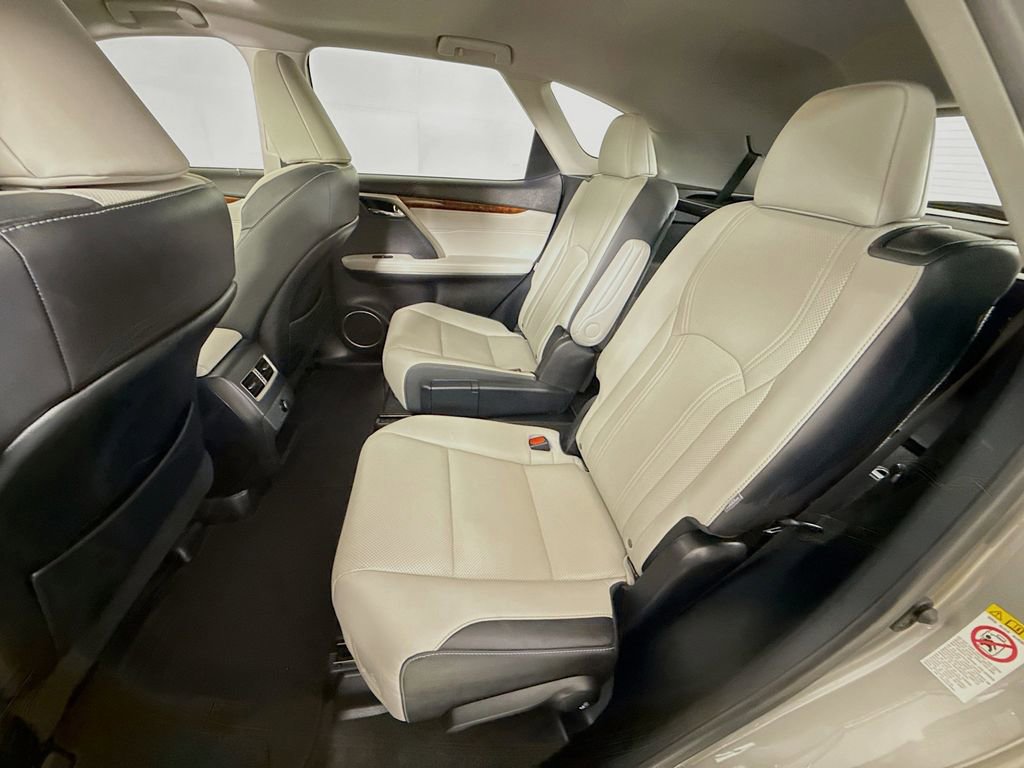 Used 2018 Lexus RX 450hL Premium image 25