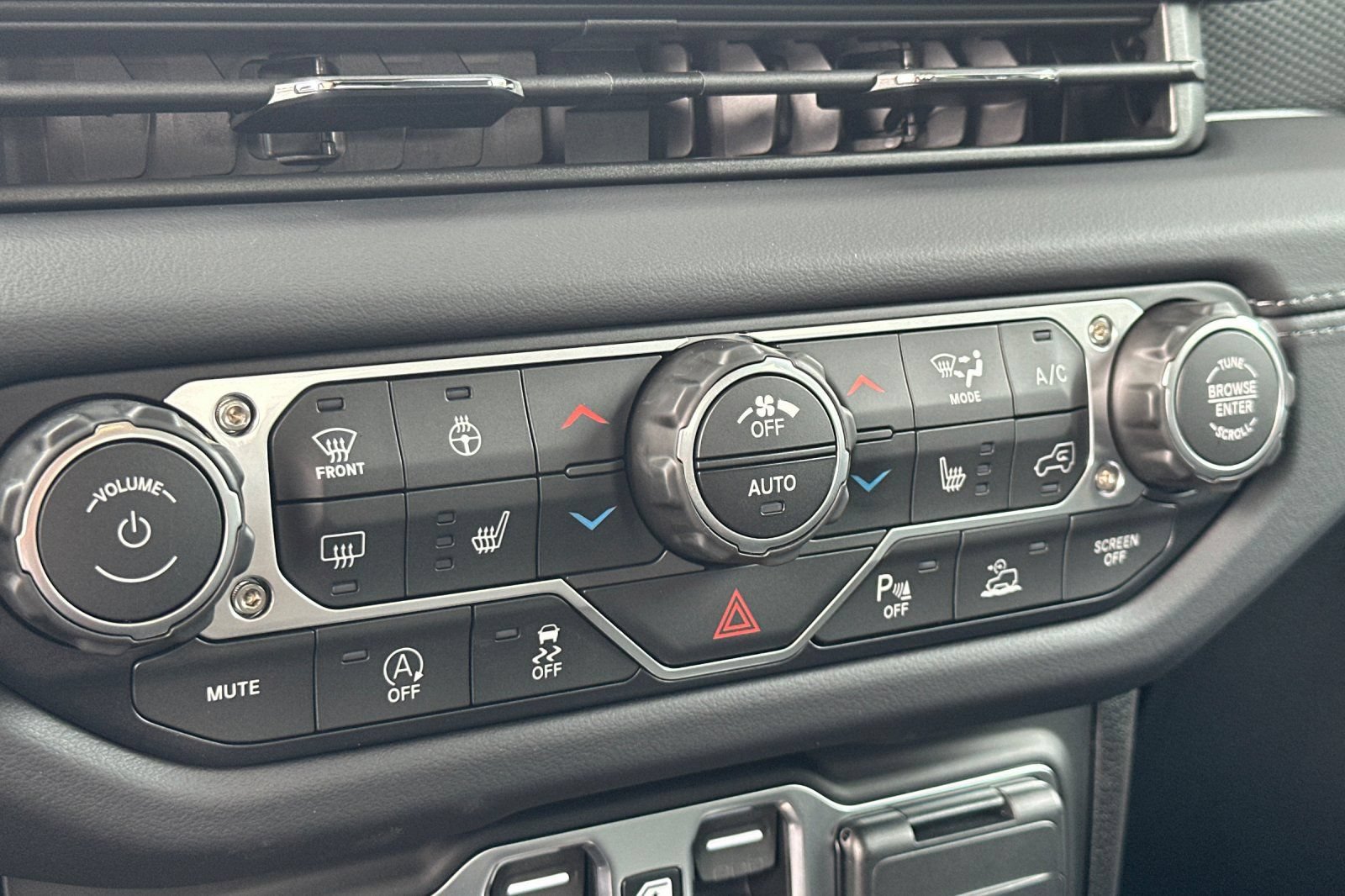 New 2026 Jeep Gladiator Rubicon AWD/4WD image 19
