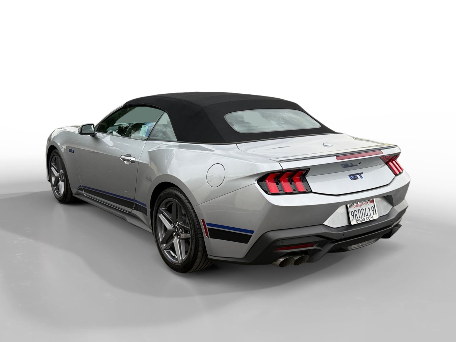 Certified 2025 Ford Mustang GT Premium RWD image 3