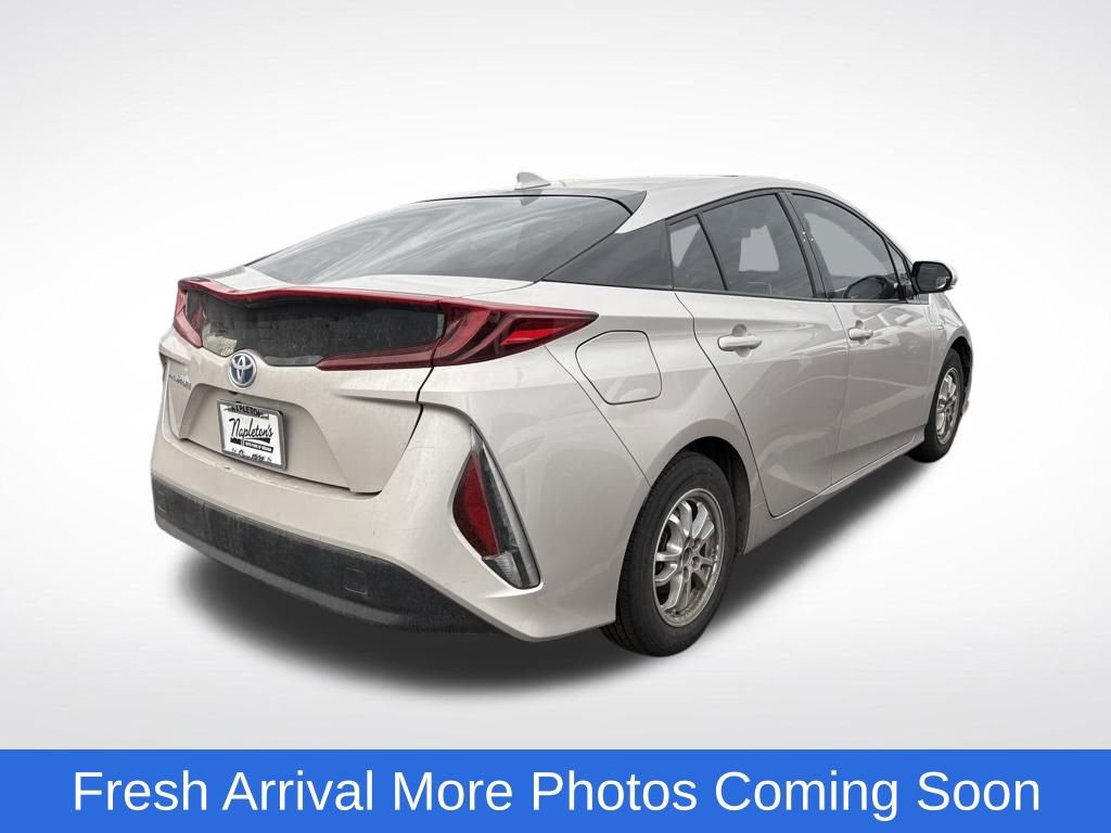 Used 2018 Toyota Prius Prime Plus image 4