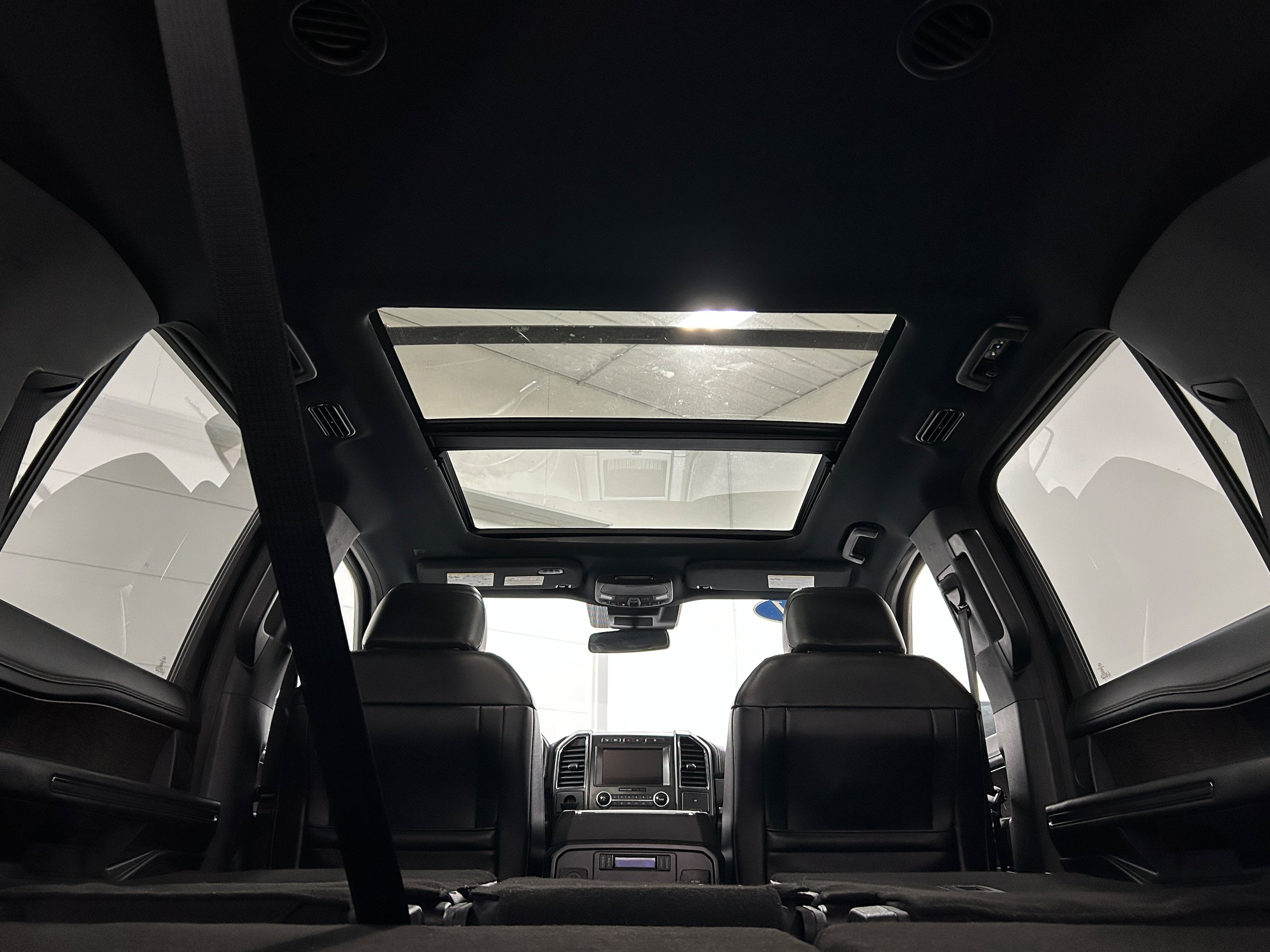 Used 2021 Ford Expedition Max Limited AWD/4WD image 26