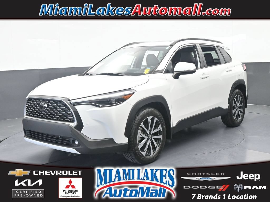 Used 2024 Toyota Corolla Cross XLE w/ Convenience Package