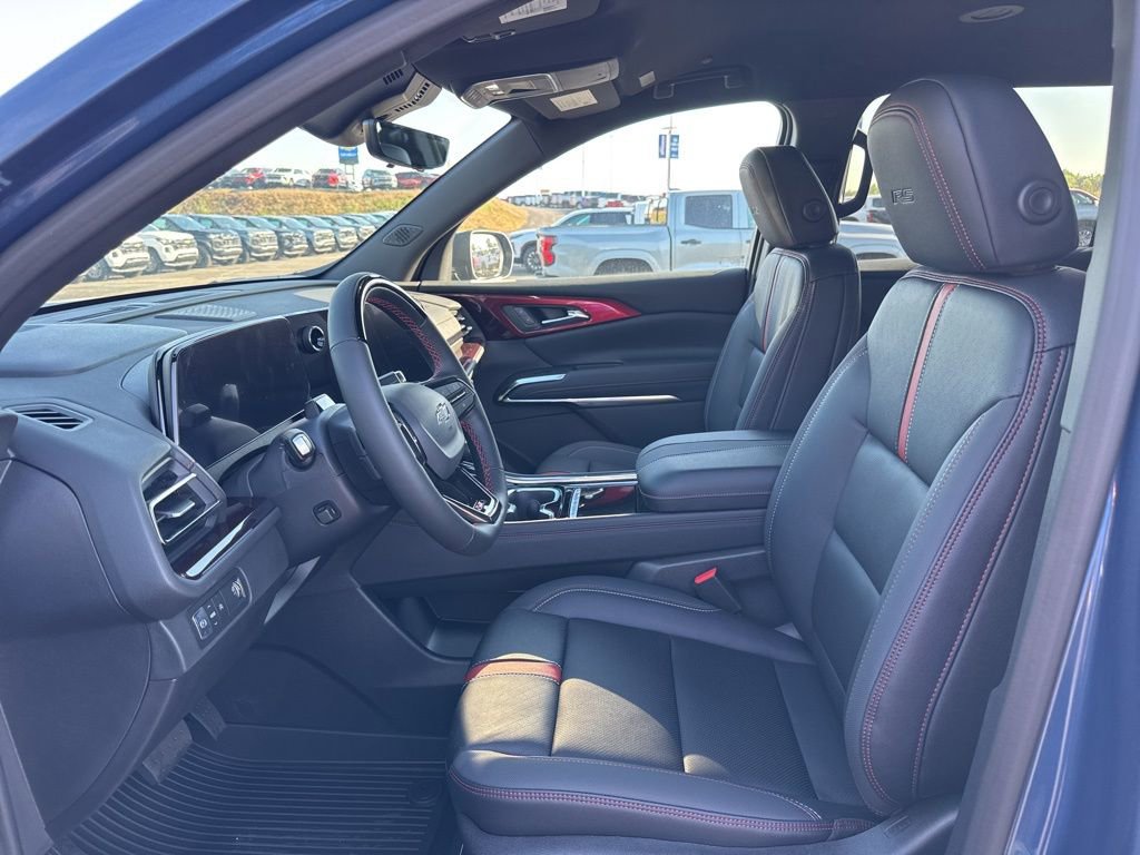 New 2026 Chevrolet Traverse RS w/ LPO, Floor Liner Package image 20