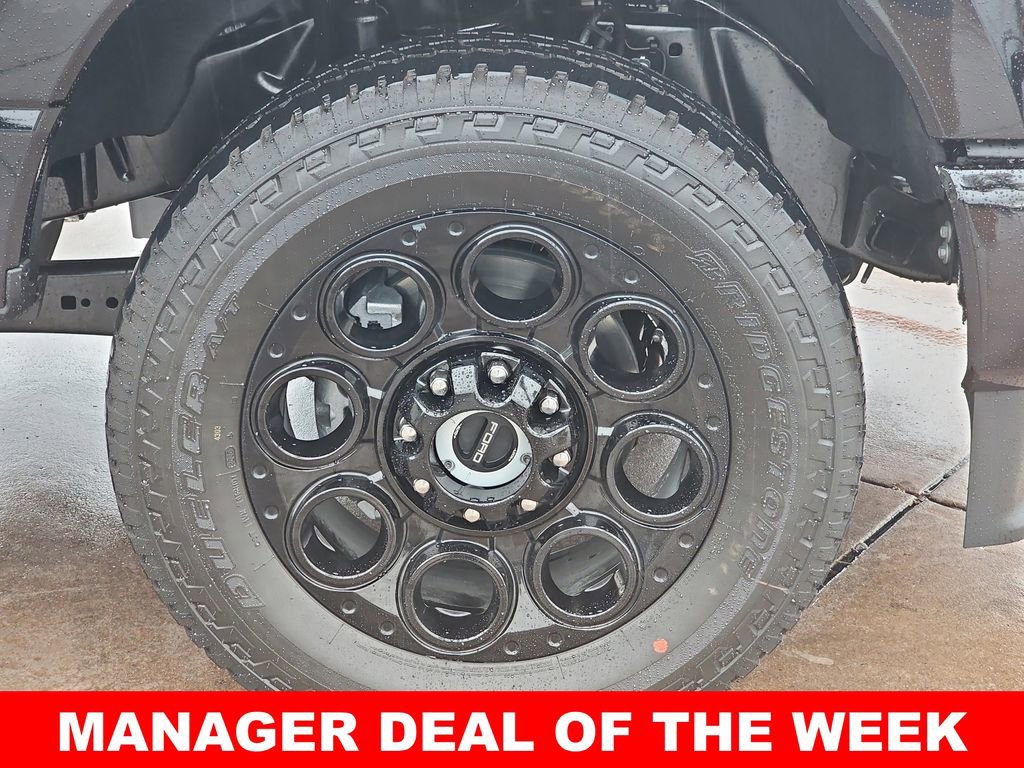 New 2026 Ford F250 Lariat w/ Black Appearance Package image 38