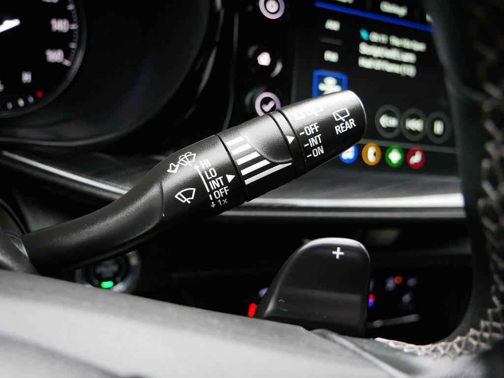 Used 2023 Buick Envision Essence image 26