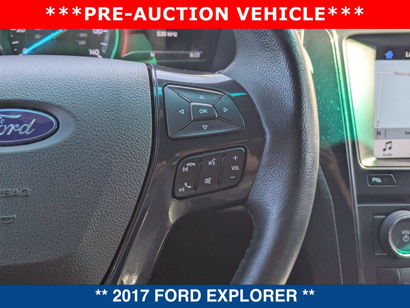 Used 2017 Ford Explorer XLT w/ Equipment Group 202A FWD image 28