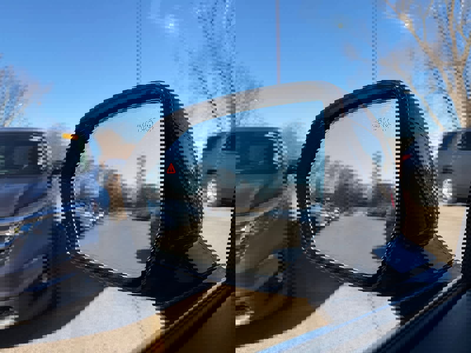 Used 2023 Hyundai Palisade Calligraphy image 25