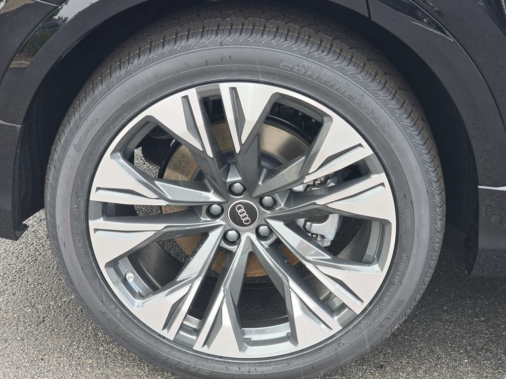 New 2026 Audi Q8 Premium Plus AWD/4WD image 10