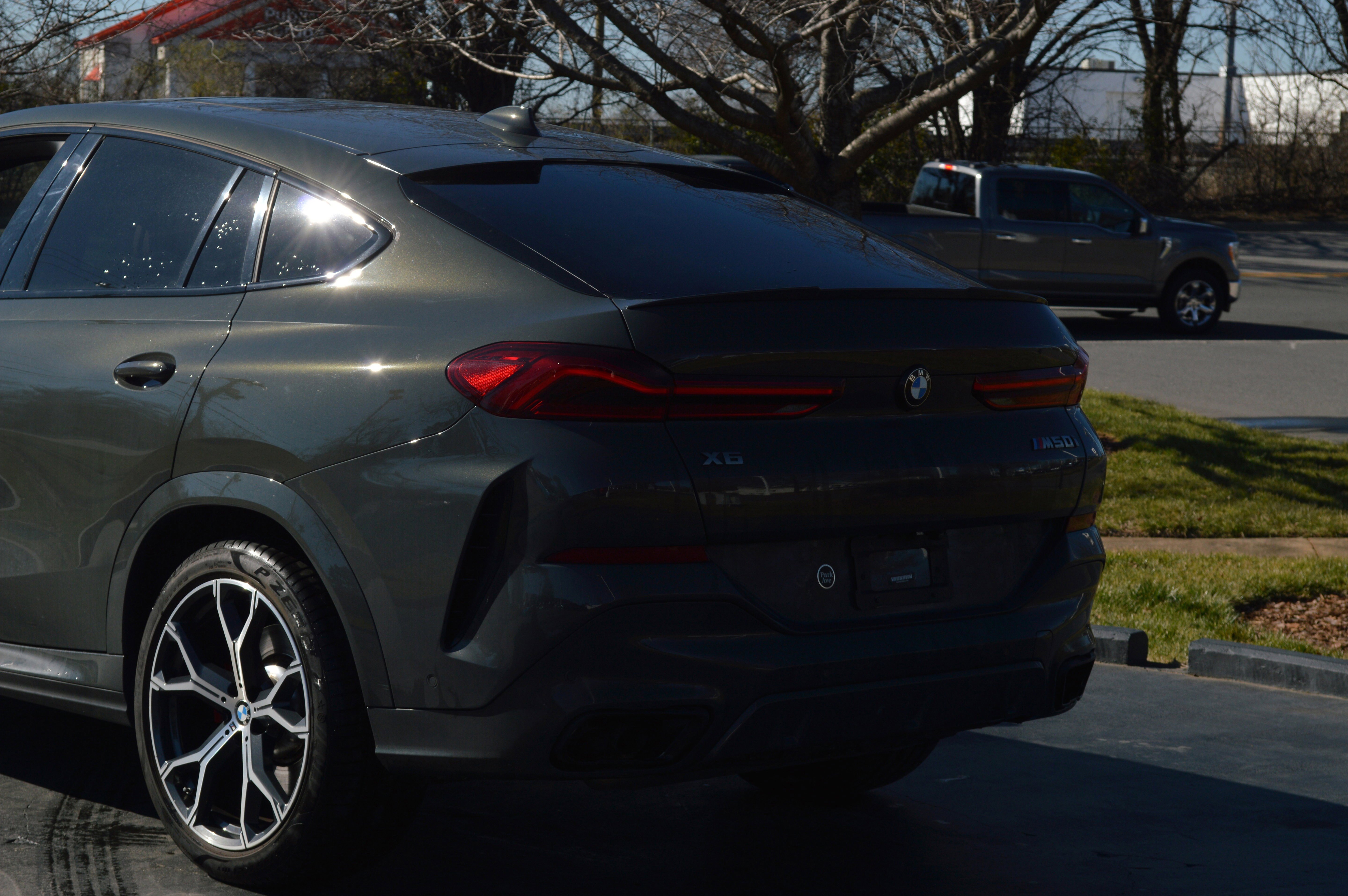 Used 2021 BMW X6 M50i w/ Premium Package image 3
