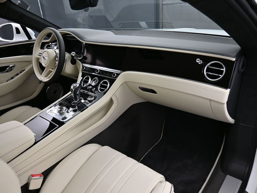 Used 2024 Bentley Continental GT AWD/4WD image 28