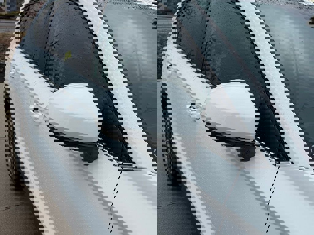 New 2026 Volkswagen Taos SE image 9