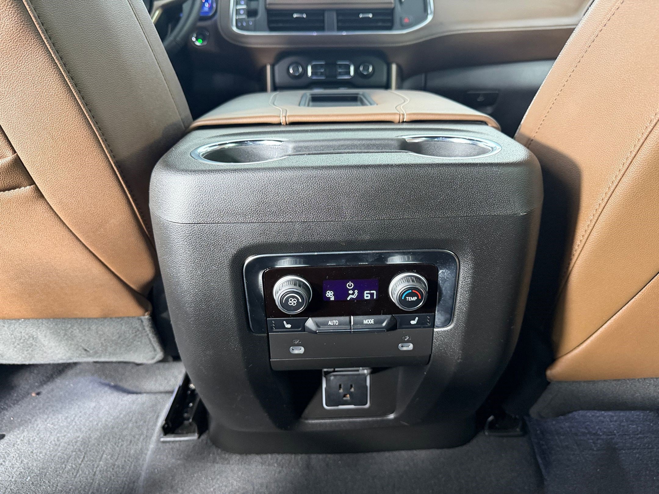 Used 2023 Chevrolet Tahoe High Country RWD image 30