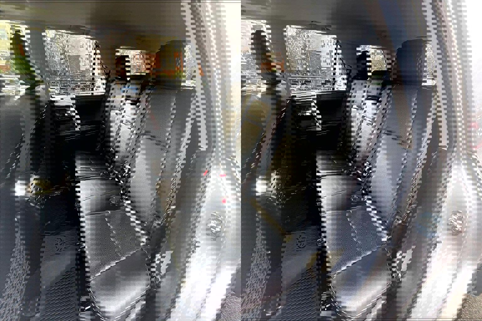 Used 2020 Toyota 4Runner Limited image 25