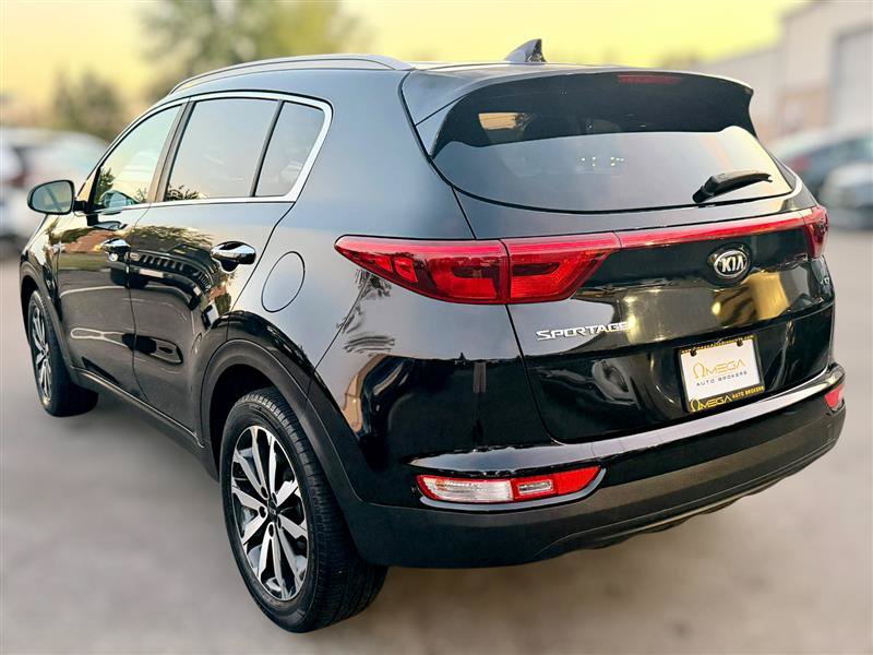 Used 2017 Kia Sportage EX AWD/4WD image 7