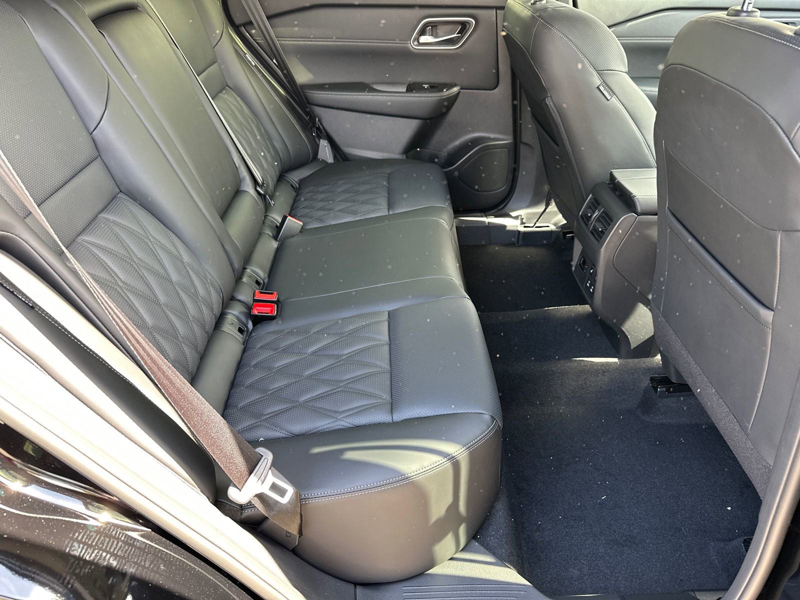 New 2026 Nissan Rogue Platinum w/ Platinum Premium Package image 13