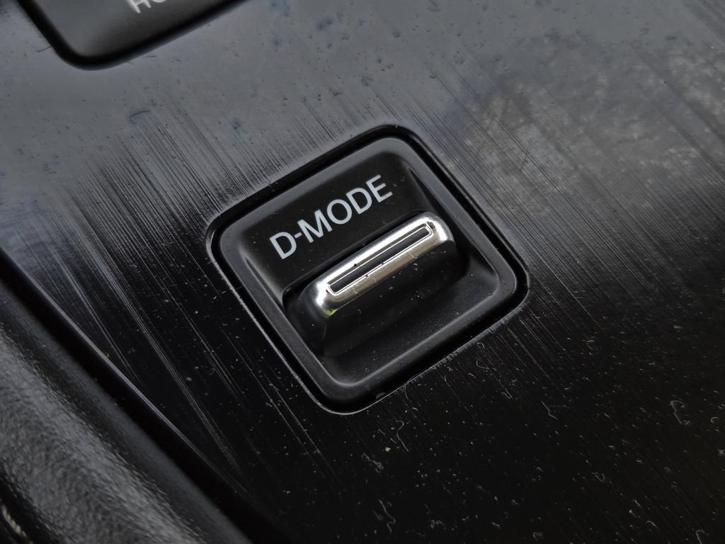 Certified 2022 Nissan Rogue SL FWD image 27