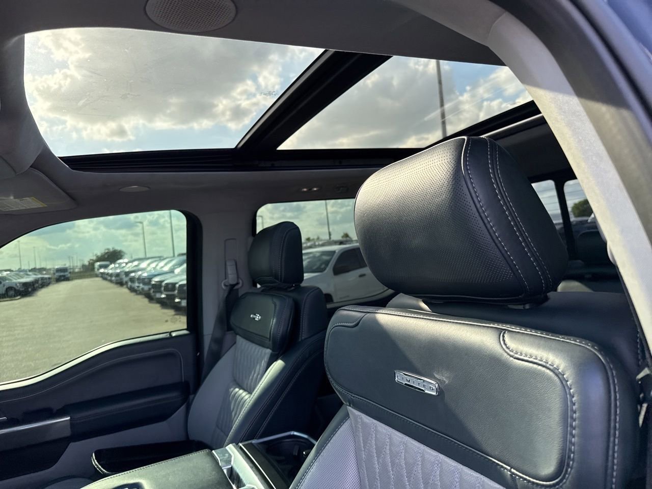 Used 2021 Ford F150 Limited image 21