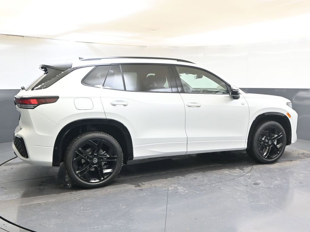 New 2026 Volkswagen Tiguan SE R-Line image 6