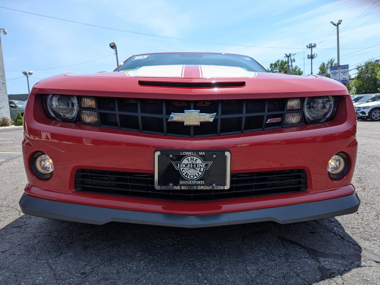 Used 2010 Chevrolet Camaro SS w/ LPO, Ground Effects Package RWD image 4