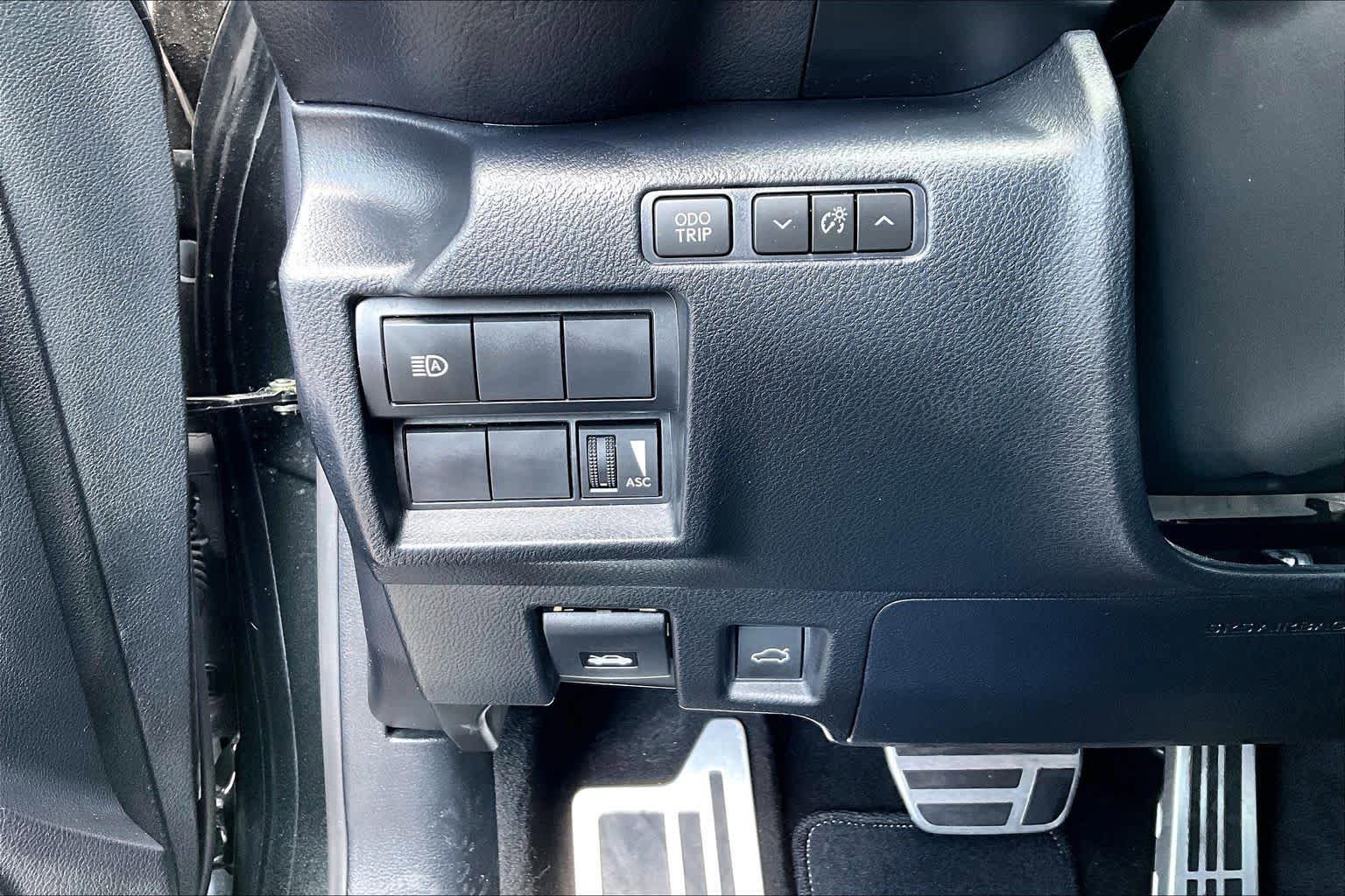 Used 2024 Lexus IS 300 F Sport w/ Accessory Package RWD image 33