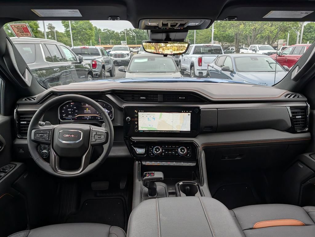 Used 2024 GMC Sierra 1500 AT4 w/ Technology Package AWD/4WD image 10