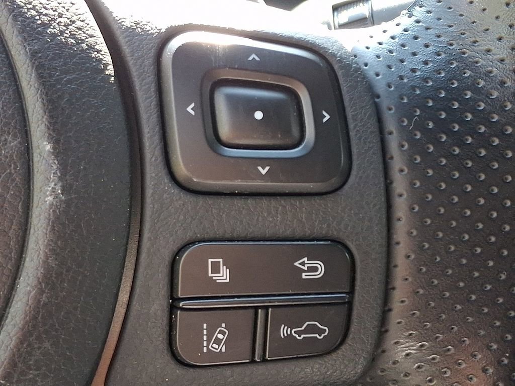 Used 2021 Lexus IS 350 F Sport w/ Accessory Package 2 AWD/4WD image 22