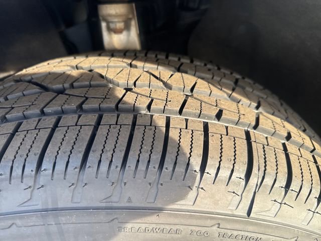 Used 2020 Jeep Grand Cherokee Limited image 58